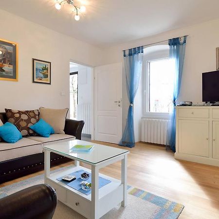 Apartment Opatija Lavanda الغرفة الصورة